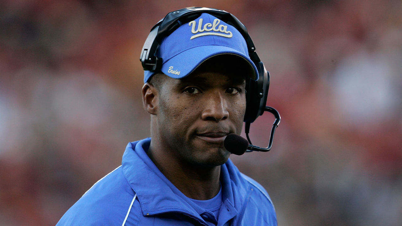 LOS ANGELES - DECEMBER 1: Head coach Karl Dorrell of the UCLA Bruins looks on during the college football game against the USC Trojans at the Los Angeles Memorial Coliseum December 1, 2007 in Los Angeles, California.