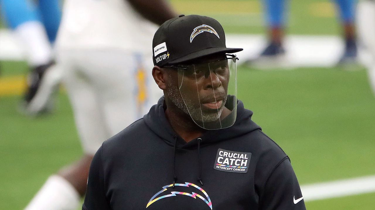 INGLEWOOD, CALIFORNIA - OCTOBER 25: Head coach Anthony Lynn of the Los Angeles Chargers looks on before the game against the Jacksonville Jaguars at SoFi Stadium on October 25, 2020 in Inglewood, California.
