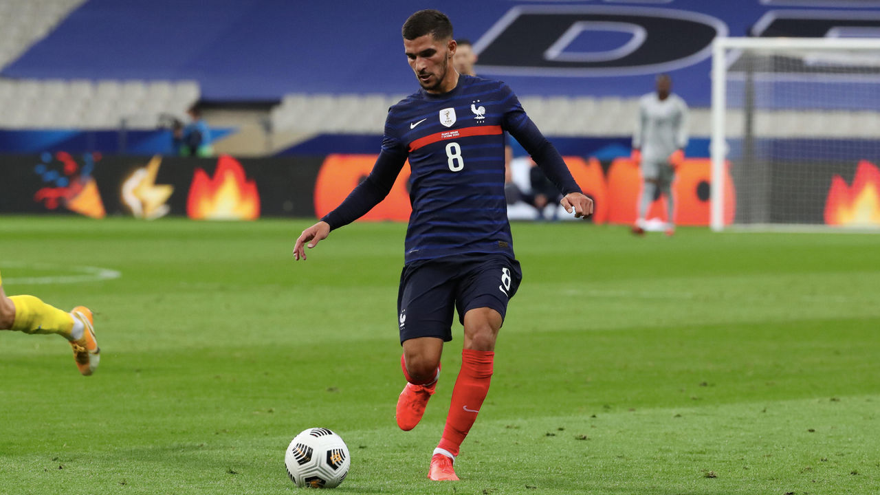 Феномен футбол академия. Швайнштайгер бастиан фото бавария. Футбольная академия инфографика. Ван де бек эвертон. Link football.