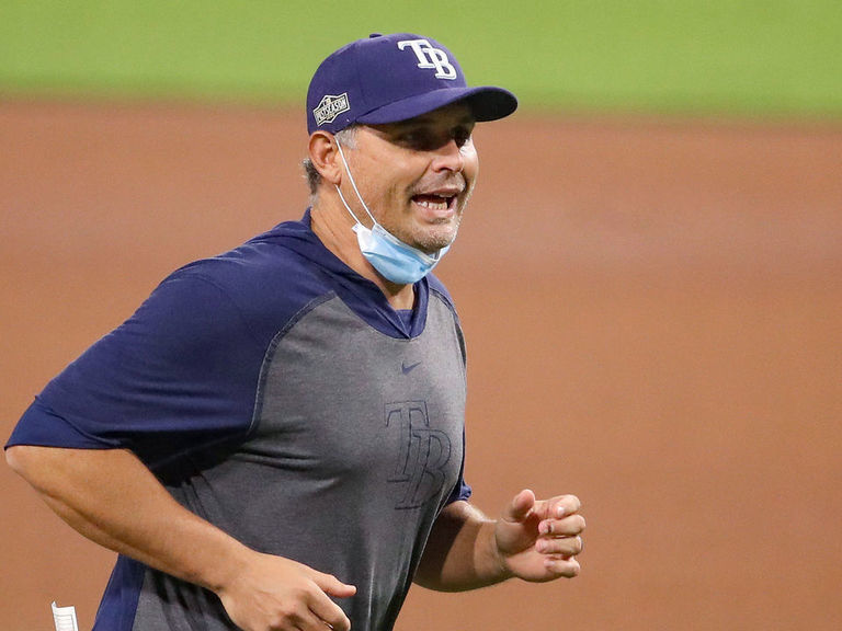 Rays' Cash named AL Manager of the Year