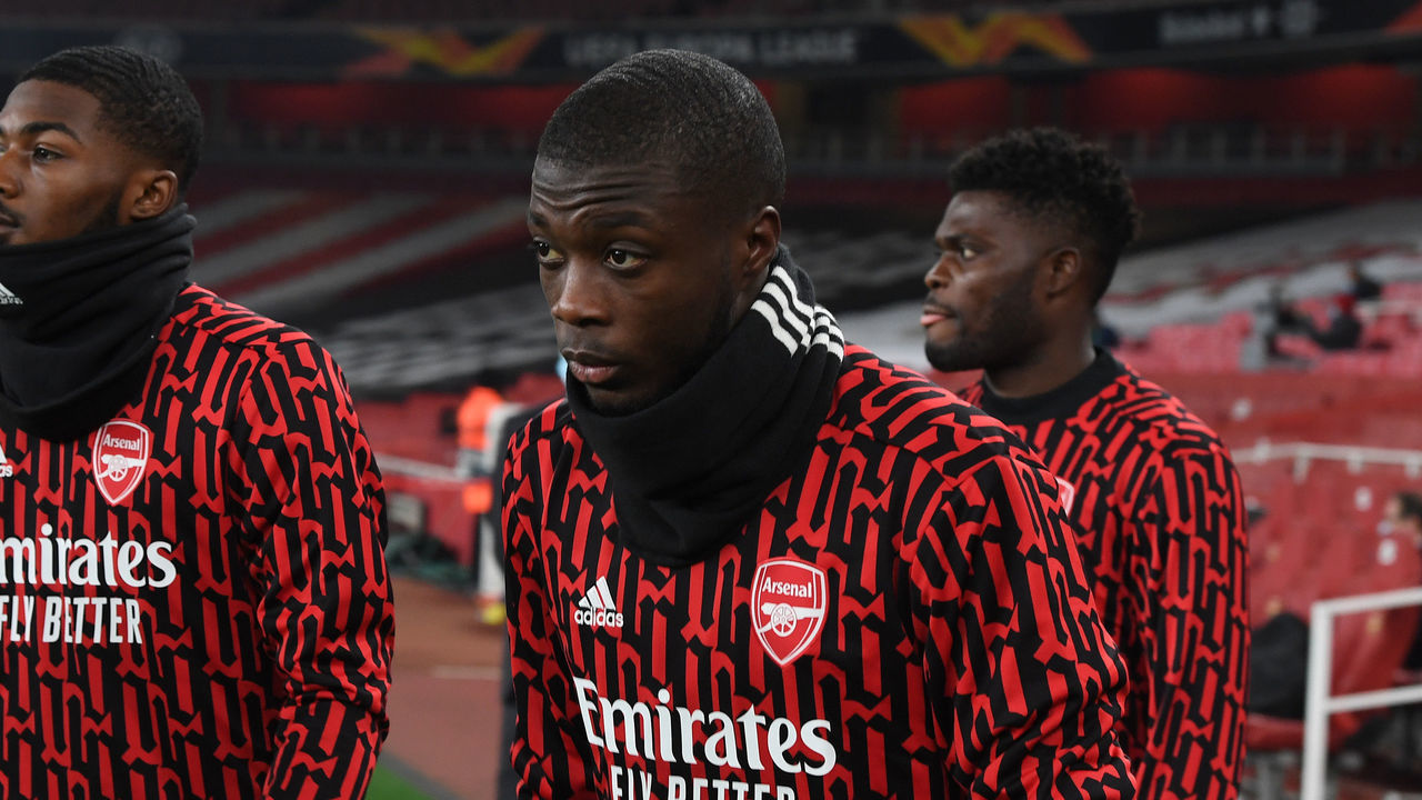 LONDON, ENGLAND - NOVEMBER 05: (L-R) Ainsley Maitland-Niles, Nicolas Pepe and Thomas Partey of Arsenal before the UEFA Europa League Group B stage match between Arsenal FC and Molde FK at Emirates Stadium on November 05, 2020 in London, England.