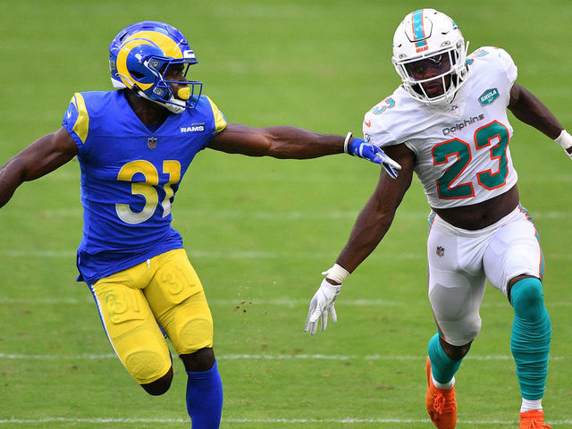 Miami Dolphins Tender Three Exclusive Rights Free Agents