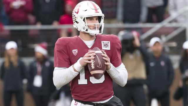 PALO ALTO, CA - NOVEMBER 30: Davis Mills #15 of the Stanford Cardinal plays in an NCAA football game against the Notre Dame Fighting Irish on November 30, 2019 at Stanford Stadium in Palo Alto, California.