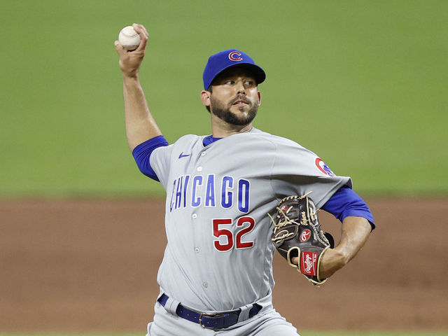 CINCINNATI, OH - JULY 28: Ryan Tepera #52 of the Chicago Cubs pitches during the game against the Cincinnati Reds at Great American Ball Park on July 28, 2020 in Cincinnati, Ohio. The Cubs defeated the Reds 8-5.