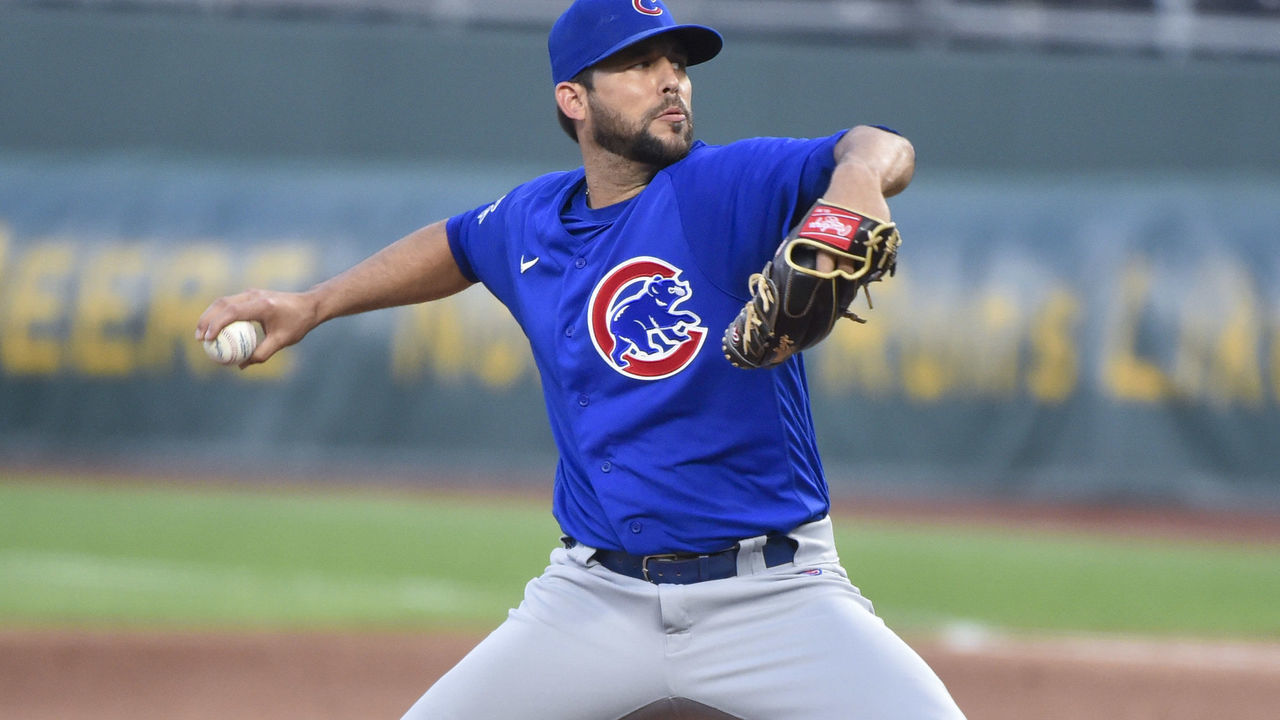 KANSAS CITY, MO - AUGUST 6: Relief pitcher Ryan Tepera #52 of the Chicago Cubs throws against the Kansas City Royals at Kauffman Stadium on August 6, 2020 in Kansas City, Missouri.