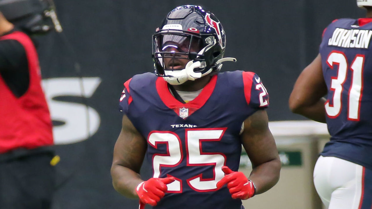HOUSTON, TX - OCTOBER 11: Houston Texans running back Duke Johnson (25) enters the field during the NFL game between the Jacksonville Jaguars and Houston Texans on October 11, 2020 at NRG Stadium in Houston, Texas.