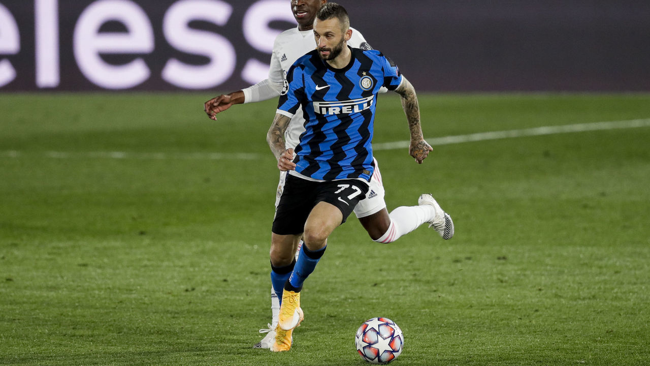 MADRID, SPAIN - NOVEMBER 3: Marcelo Brozovic of Internazionale during the UEFA Champions League match between Real Madrid v Internazionale at the Alfredo Di Stefano Stadium on November 3, 2020 in Madrid Spain