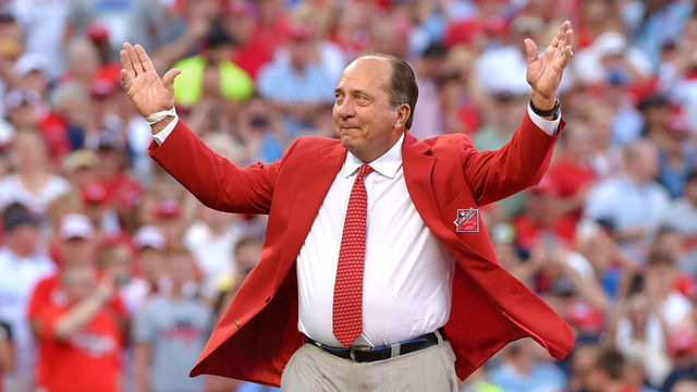 CINCINNATI, OH - JULY 14: Former Cincinnati Reds catcher and Baseball Hall of Famer Johnny Bench waves to the crowd prior to the 86th MLB All-Star Game at Great American Ball Park on July 14, 2015 in Cincinnati, Ohio. The American League defeated the National League 6-3.