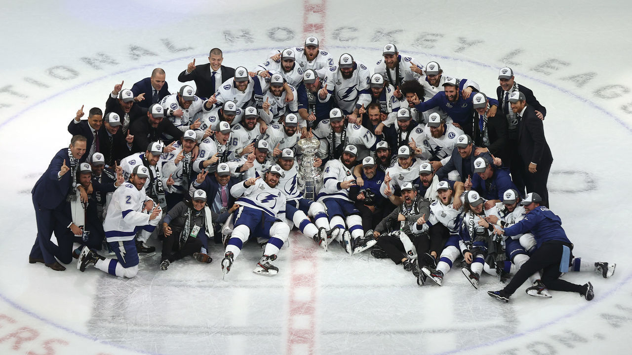 EDMONTON, ALBERTA - SEPTEMBER 28: The Tampa Bay Lightning pose for their team photo with the Stanley Cup following the series-winning victory over the Dallas Stars in Game Six of the 2020 NHL Stanley Cup Final at Rogers Place on September 28, 2020 in Edmonton, Alberta, Canada.