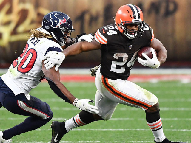 CLEVELAND, OHIO - NOVEMBER 15: Nick Chubb #24 of the Cleveland Browns runs the ball for 59 yards against the Houston Texans during the second half at FirstEnergy Stadium on November 15, 2020 in Cleveland, Ohio.