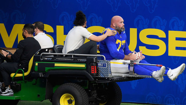 INGLEWOOD, CALIFORNIA - NOVEMBER 15: Andrew Whitworth #77 of the Los Angeles Rams leaves the game against the Seattle Seahawks in the second quarter at SoFi Stadium on November 15, 2020 in Inglewood, California.