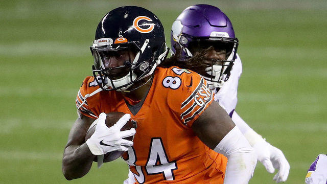 CHICAGO, ILLINOIS - NOVEMBER 16: Cordarrelle Patterson #84 of the Chicago Bears runs with the ball during the game against the Minnesota Vikings at Soldier Field on November 16, 2020 in Chicago, Illinois.