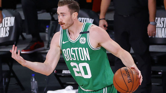 LAKE BUENA VISTA, FLORIDA - SEPTEMBER 19: Gordon Hayward #20 of the Boston Celtics plays after being injured during the first quarter against the Miami Heat in Game Three of the Eastern Conference Finals during the 2020 NBA Playoffs at AdventHealth Arena at the ESPN Wide World Of Sports Complex on September 19, 2020 in Lake Buena Vista, Florida.