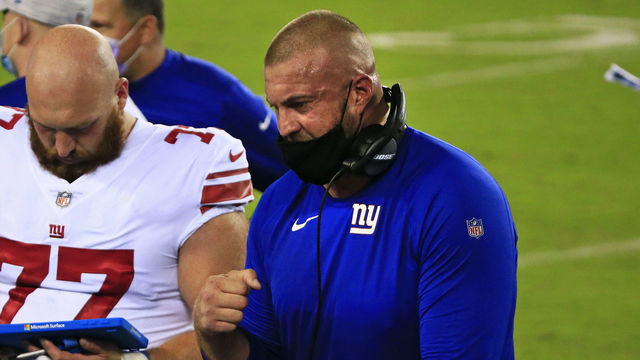 PHILADELPHIA, PA - OCTOBER 22: Offensive line coach Marc Colombo of the New York Giants talks to players during the first quarter at Lincoln Financial Field on October 22, 2020 in Philadelphia, Pennsylvania. The Eagles defeated the Giants 22-21.