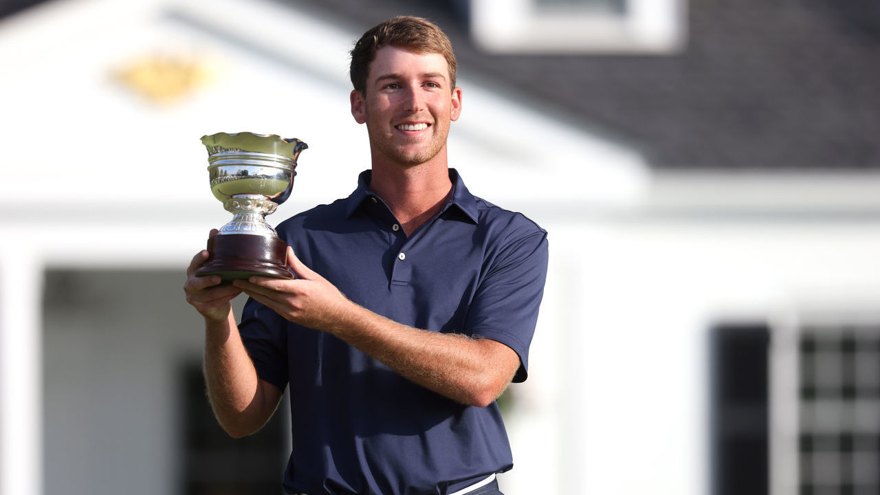 AUGUSTA, GEORGIA - NOVEMBER 15: Amateur Andy Ogletree of the United States poses with the low amateur trophy after the final round of the Masters at Augusta National Golf Club on November 15, 2020 in Augusta, Georgia.