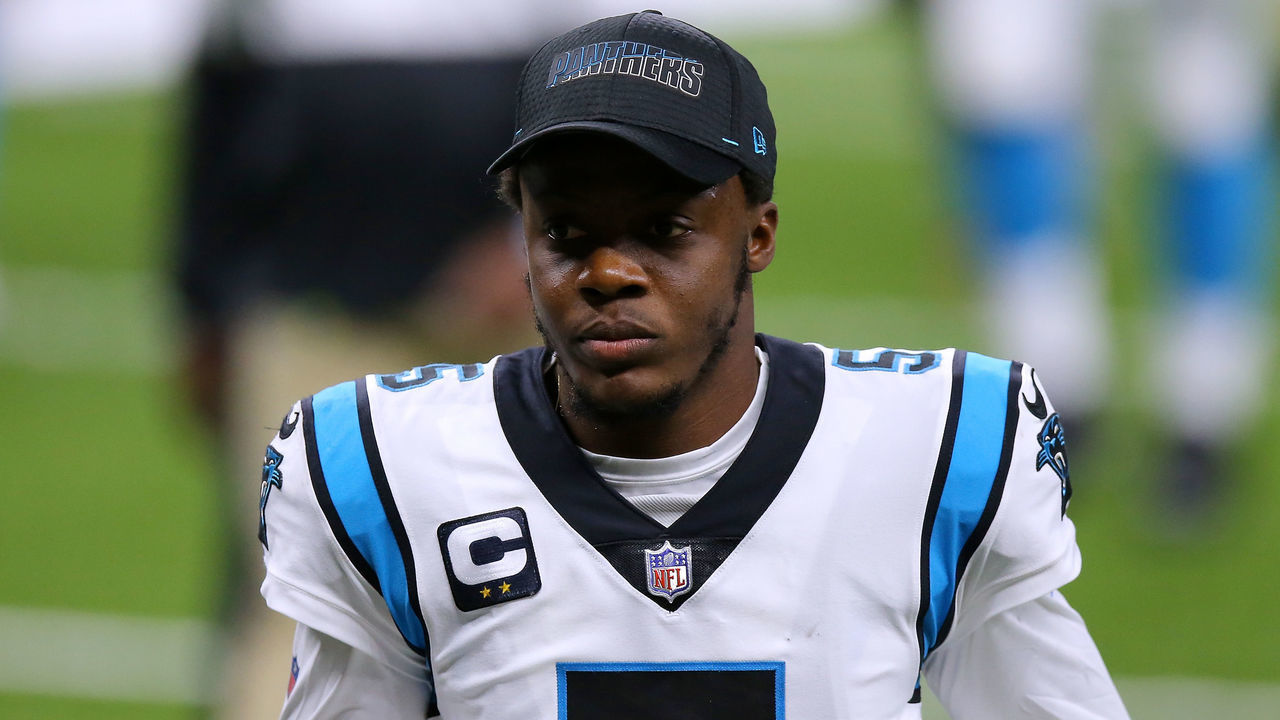 NEW ORLEANS, LOUISIANA - OCTOBER 25: Teddy Bridgewater #5 of the Carolina Panthers reacts against the New Orleans Saints during a game at the Mercedes-Benz Superdome on October 25, 2020 in New Orleans, Louisiana.