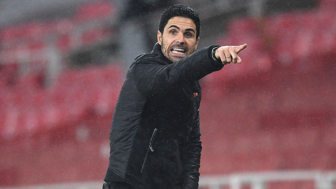 LONDON, ENGLAND - NOVEMBER 08: Mikel Arteta, Manager of Arsenal reacts during the Premier League match between Arsenal and Aston Villa at Emirates Stadium on November 08, 2020 in London, England. Sporting stadiums around the UK remain under strict restrictions due to the Coronavirus Pandemic as Government social distancing laws prohibit fans inside venues resulting in games being played behind closed doors.