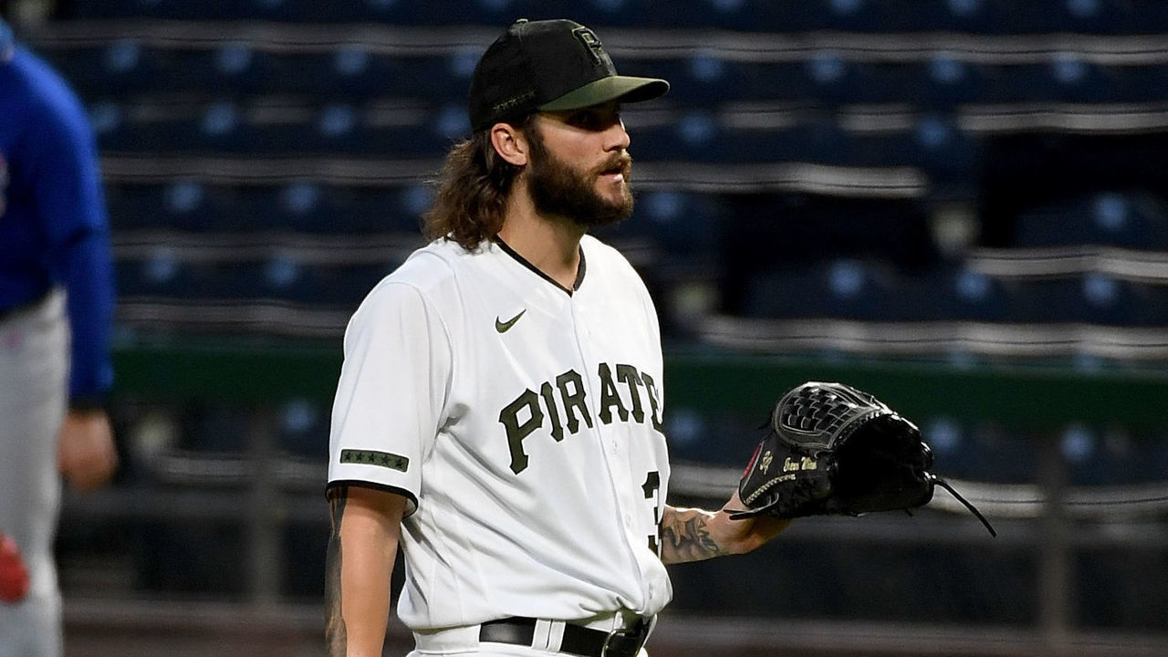 PITTSBURGH, PA - SEPTEMBER 23: Trevor Williams #34 of the Pittsburgh Pirates reacts as Anthony Rizzo #44 of the Chicago Cubs rounds the bases after hitting a solo home run in the first inning during the game at PNC Park on September 23, 2020 in Pittsburgh, Pennsylvania.
