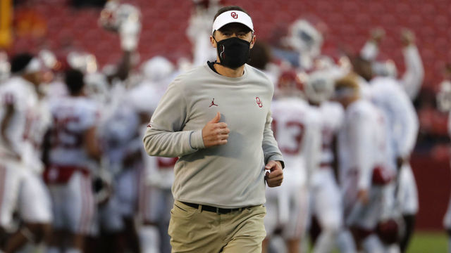 AMES, IA - OCTOBER 3: Head coach Lincoln Riley of the Oklahoma Sooners runs off the field after pregame warm ups at Jack Trice Stadium on October 3, 2020 in Ames, Iowa. The Iowa State Cyclones won 37-30 over the Oklahoma Sooners.
