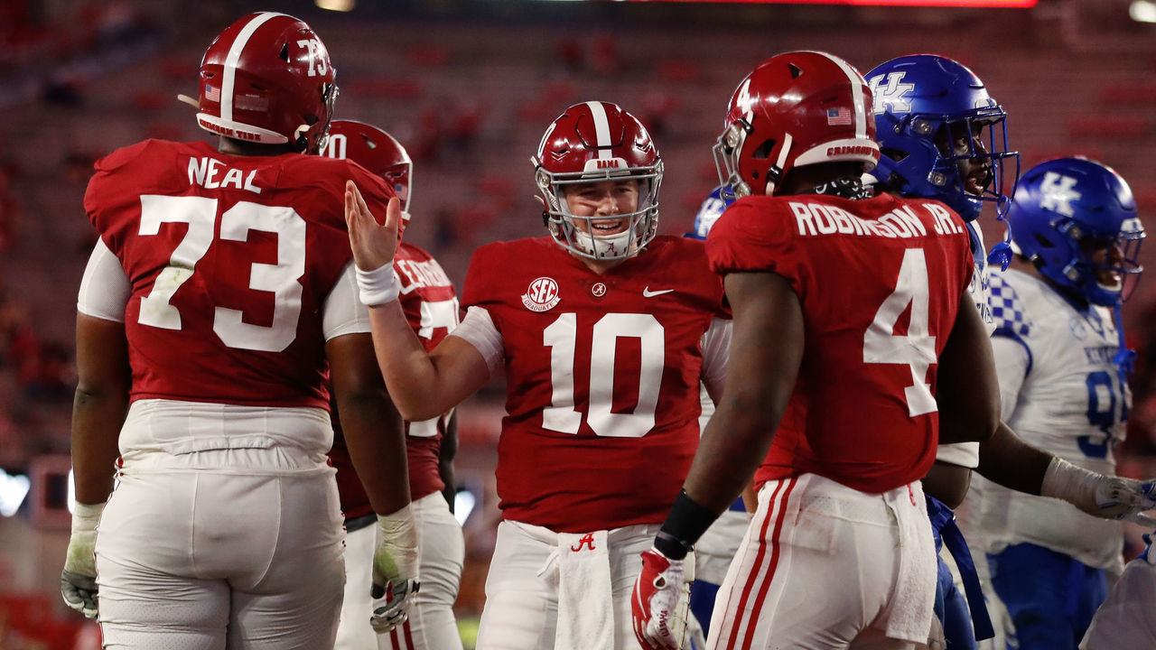 TUSCALOOSA, AL - NOVEMBER 21: Mac Jones #10 of the Alabama Crimson Tide celebrates after a play against the Kentucky Wildcats at Bryant-Denny Stadium on November 21, 2020 in Tuscaloosa, Alabama.