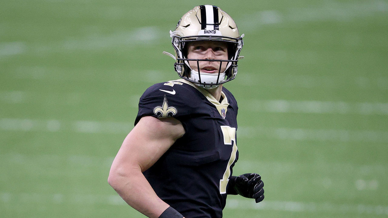 NEW ORLEANS, LOUISIANA - NOVEMBER 22: Taysom Hill #7 of the New Orleans Saints walks off the field in the first quarter against the Atlanta Falcons at Mercedes-Benz Superdome on November 22, 2020 in New Orleans, Louisiana.
