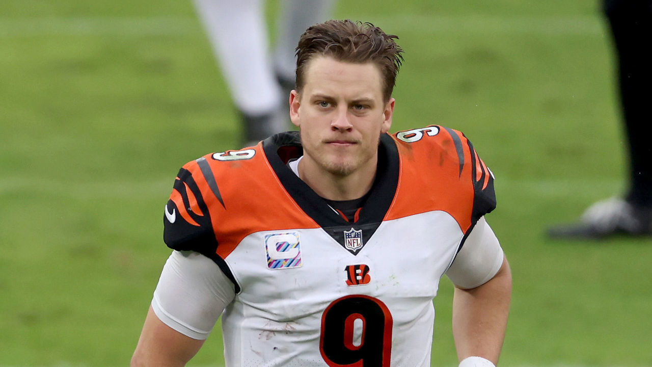 BALTIMORE, MARYLAND - OCTOBER 11: Quarterback Joe Burrow #9 of the Cincinnati Bengals jogs off the field after the Bengals lost 27-3 to the Baltimore Ravens at M&T Bank Stadium on October 11, 2020 in Baltimore, Maryland.
