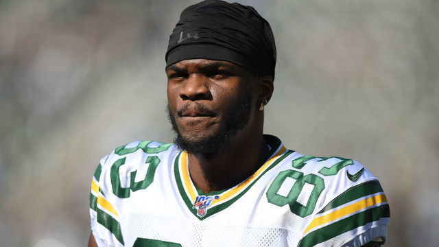 CARSON, CALIFORNIA - NOVEMBER 03: Marquez Valdes-Scantling #83 of the Green Bay Packers before the game against the Los Angeles Chargers at Dignity Health Sports Park on November 03, 2019 in Carson, California.