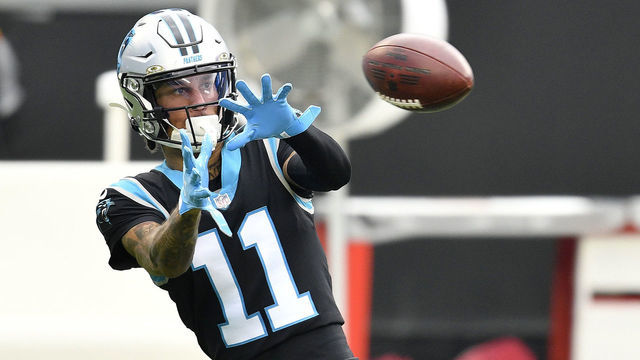 CHARLOTTE, NORTH CAROLINA - NOVEMBER 15: Robby Anderson #11 of the Carolina Panthers warms up prior to their game against the Tampa Bay Buccaneers at Bank of America Stadium on November 15, 2020 in Charlotte, North Carolina.