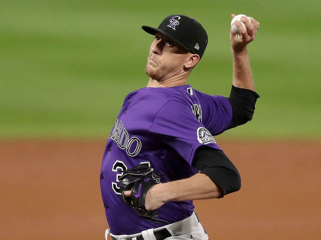 DENVER, COLORADO - SEPTEMBER 18: Pitcher Jeff Hoffman #34 of the Colorado Rockies throws in the fifth inning against the Los Angeles Dodgers at Coors Field on September 18, 2020 in Denver, Colorado.
