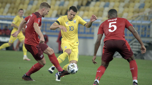 LVIV, UKRAINE - SEPTEMBER 3, 2020 - Midfielder Yevhen Konoplyanka (C) of Ukraine is seen in action with defenders Nico Elvedi (L) and Manuel Akanji (R) of Switzerland during the UEFA Nations League League A Group 4 match at the Arena Lviv, Lviv, western Ukraine. - PHOTOGRAPH BY Ukrinform / Barcroft Studios / Future Publishing