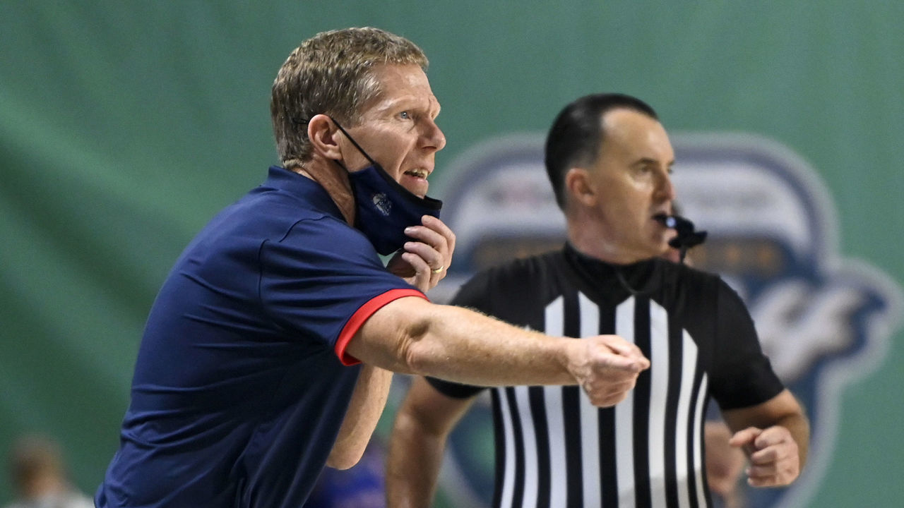 FORT MYERS, FLORIDA - NOVEMBER 26: Head coach Mark Few of the Gonzaga Bulldogs reacts during the second half against the Kansas Jayhawks during the Rocket Mortgage Fort Myers Tip-Off at Suncoast Credit Union Arena on November 26, 2020 in Fort Myers, Florida.