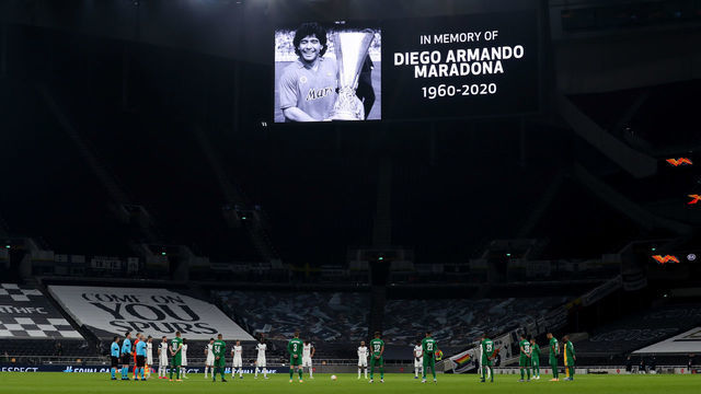LONDON, ENGLAND - NOVEMBER 26: Players and Officials observe a minute of silence prior to kick off in memory of Diego Maradona during the UEFA Europa League Group J stage match between Tottenham Hotspur and PFC Ludogorets Razgrad at Tottenham Hotspur Stadium on November 26, 2020 in London, England. Sporting stadiums around the UK remain under strict restrictions due to the Coronavirus Pandemic as Government social distancing laws prohibit fans inside venues resulting in games being played behind closed doors.
