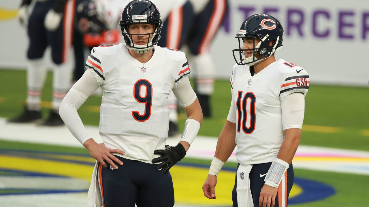 INGLEWOOD, CALIFORNIA - OCTOBER 26: Nick Foles #9 of the Chicago Bears and Mitchell Trubisky #10 chat during warmup prior to the start of the game against the Los Angeles Rams at SoFi Stadium on October 26, 2020 in Inglewood, California.