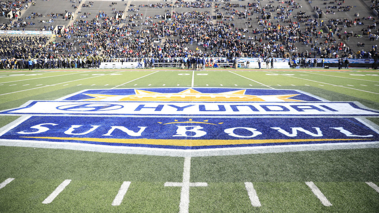 EL PASO, TX - DECEMBER 31: Hyundai Sun Bowl logo during the Sun Bowl game between the Stanford Cardinal and Pittsburgh Panthers on December 31, 2018, at Sun Bowl Stadium in El Paso, TX.