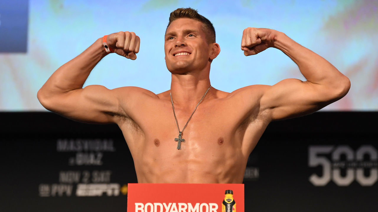 NEW YORK, NY - NOVEMBER 01: Stephen Thompson poses on the scale during the UFC 244 weigh-ins at the Hulu Theatre at Madison Square Garden on November 1, 2019 in New York, New York.