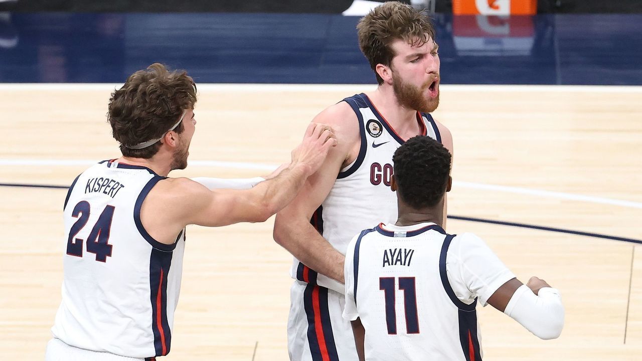 INDIANAPOLIS, INDIANA - DECEMBER 02: Drew Timme #2 of the Gonzaga Bulldogs celebrates in the game against the West Virginia Mountaineers during the Jimmy V Classic at Bankers Life Fieldhouse on December 02, 2020 in Indianapolis, Indiana.
