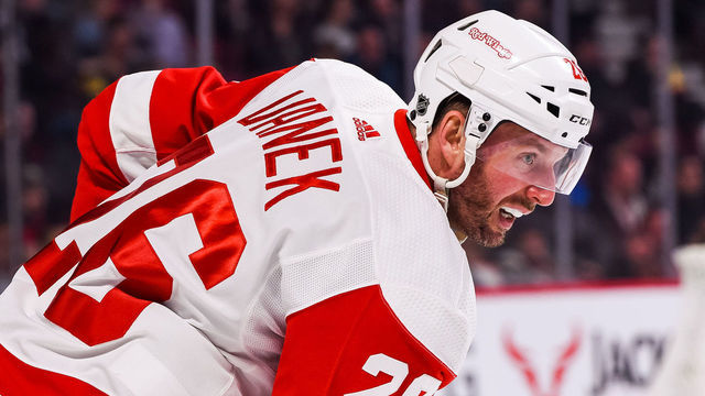 MONTREAL, QC - MARCH 12: Look on Detroit Red Wings left wing Thomas Vanek (26) during the Detroit Red Wings versus the Montreal Canadiens game on March 12, 2019, at Bell Centre in Montreal, QC