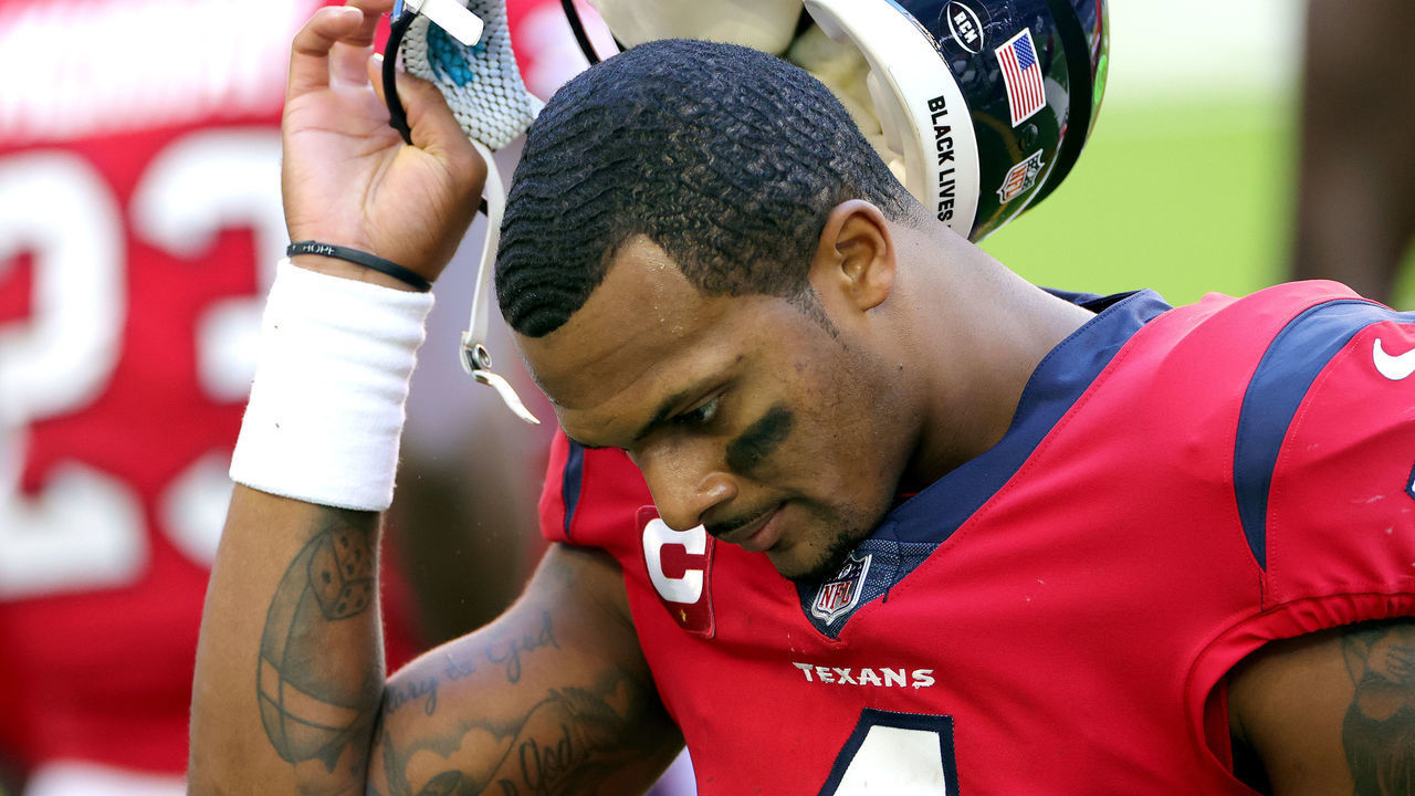 HOUSTON, TEXAS - DECEMBER 06: Deshaun Watson #4 of the Houston Texans reacts against the Indianapolis Colts during the second half at NRG Stadium on December 06, 2020 in Houston, Texas.