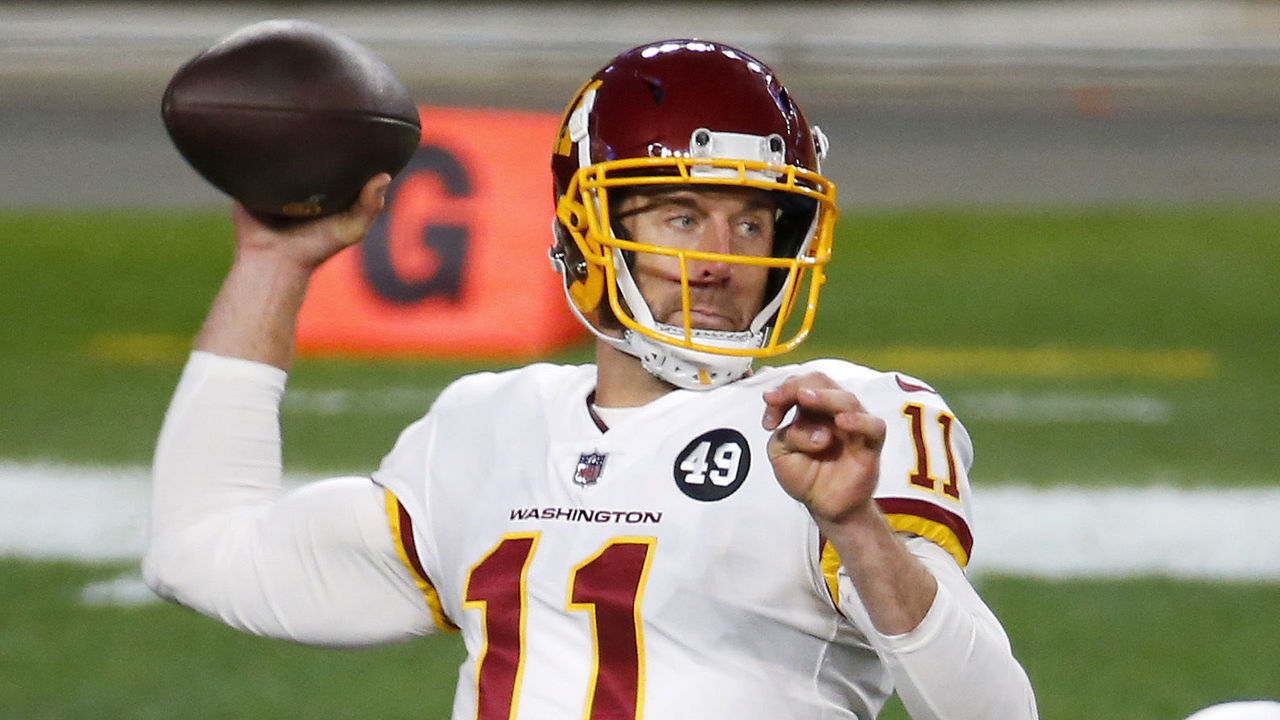 PITTSBURGH, PENNSYLVANIA - DECEMBER 07: Alex Smith #11 of the Washington Football Team looks to pass during the first quarter of their game against the Pittsburgh Steelers at Heinz Field on December 07, 2020 in Pittsburgh, Pennsylvania.