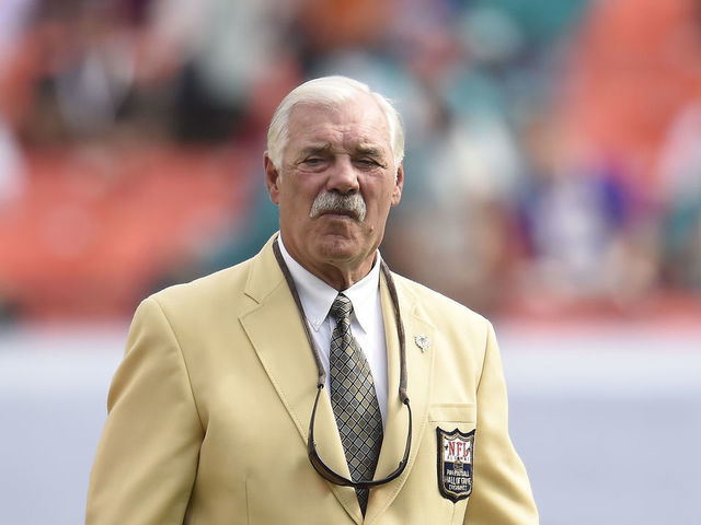 Larry Csonka toasts Washington win over Steelers in annual show of '72  Dolphins petty