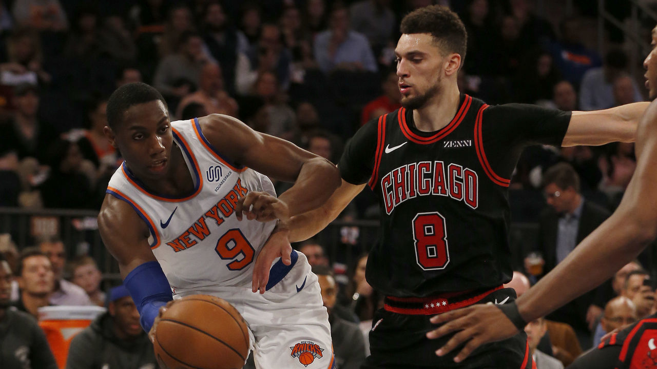 NEW YORK, NEW YORK - OCTOBER 28: (NEW YORK DAILIES OUT) RJ Barrett #9 of the New York Knicks in action against Zach LaVine #8 of the Chicago Bulls at Madison Square Garden on October 28, 2019 in New York City. The Knicks defeated the Bulls 105-98.