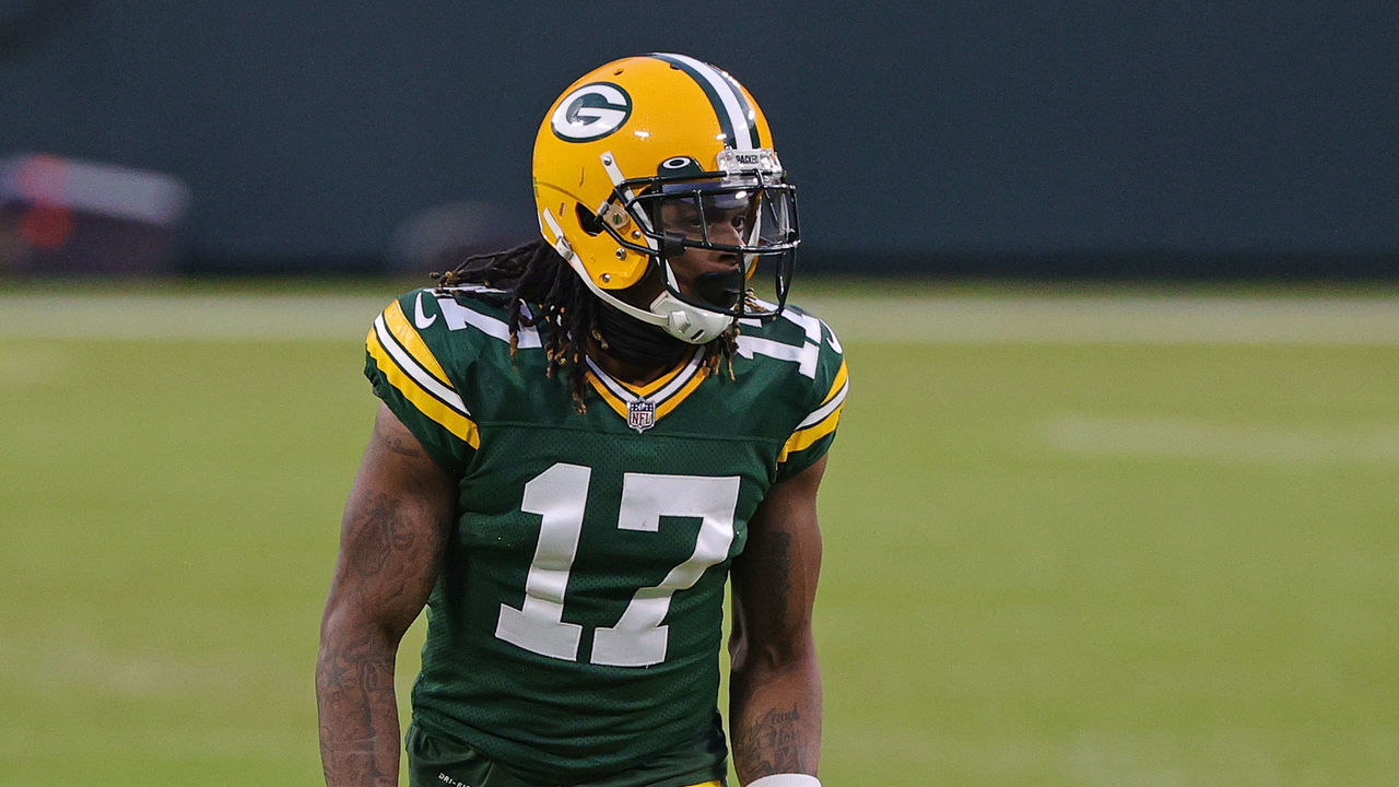 GREEN BAY, WISCONSIN - DECEMBER 06: Davante Adams #17 of the Green Bay Packers anticipates a play during a game against the Philadelphia Eagles at Lambeau Field on December 06, 2020 in Green Bay, Wisconsin. The Packers defeated the Eagles 30-16.