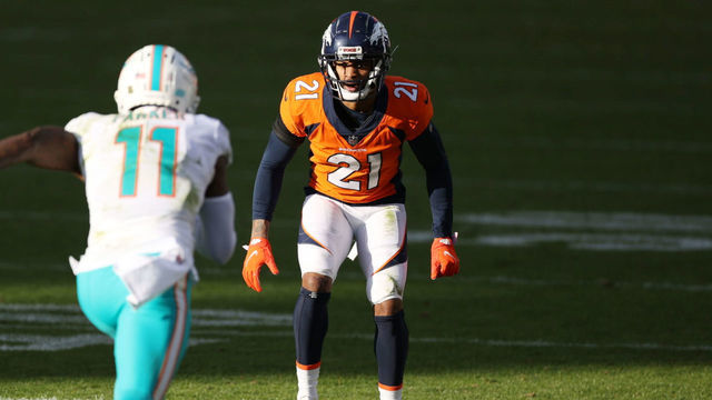 Football: Denver Broncos A.J. Bouye (21) at line of scru=immage during game vs Miami Dolphins at Sports Authority Field at Milke High Stadium. Denver, CO 11/22/2020 CREDIT: Jamie Schwaberow