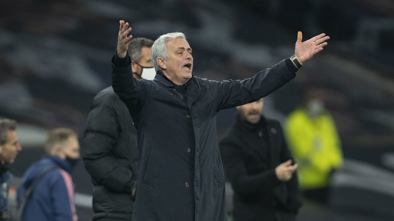 LONDON, ENGLAND - DECEMBER 06: Tottenham Hotspur manager Jose Mourinho remonstrates on the touchline during the Premier League match between Tottenham Hotspur and Arsenal at Tottenham Hotspur Stadium on December 6, 2020 in London, United Kingdom. A limited number of fans are welcomed back to stadiums to watch elite football across England. This was following easing of restrictions on spectators in tiers one and two areas only.