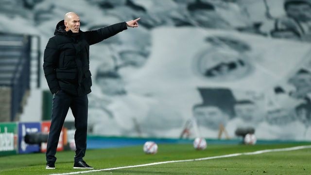 MADRID, SPAIN - DECEMBER 09: Zinedine Zidane, head coach of Real Madrid, gestures during the UEFA Champions League Group B stage match between Real Madrid and Borussia Moenchengladbach at Estadio Santiago Bernabeu on December 09, 2020 in Madrid, Spain.