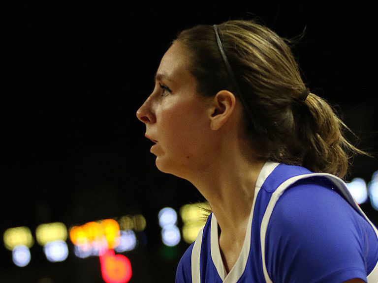 No. 9 Kentucky beats Marshall to improve to 5-0 - Vimarsana News