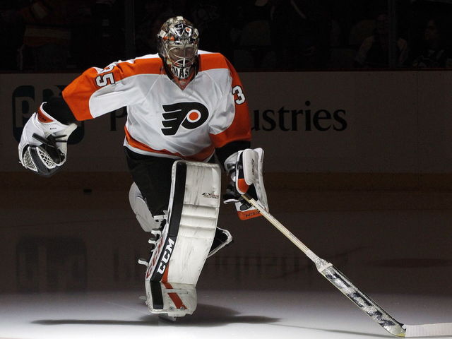 Flyers' Steve Mason questionable for Game 1