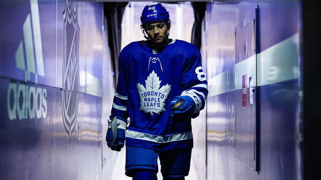 TORONTO, ONTARIO - AUGUST 02: Nick Robertson #89 of the Toronto Maple Leafs heads to the dressing room before facing the Columbus Blue Jackets in Game One of the Eastern Conference Qualification Round at Scotiabank Arena on August 02, 2020 in Toronto, Ontario.