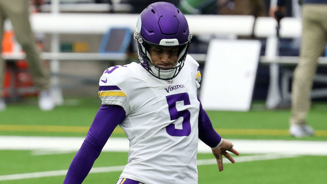 HOUSTON, TEXAS - OCTOBER 04: Dan Bailey #5 of the Minnesota Vikings warms up before playing the Houston Texans at NRG Stadium on October 04, 2020 in Houston, Texas.