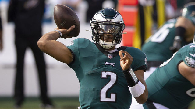 PHILADELPHIA, PA - OCTOBER 18: Jalen Hurts #2 of the Philadelphia Eagles passes the ball against the Baltimore Ravens at Lincoln Financial Field on October 18, 2020 in Philadelphia, Pennsylvania.